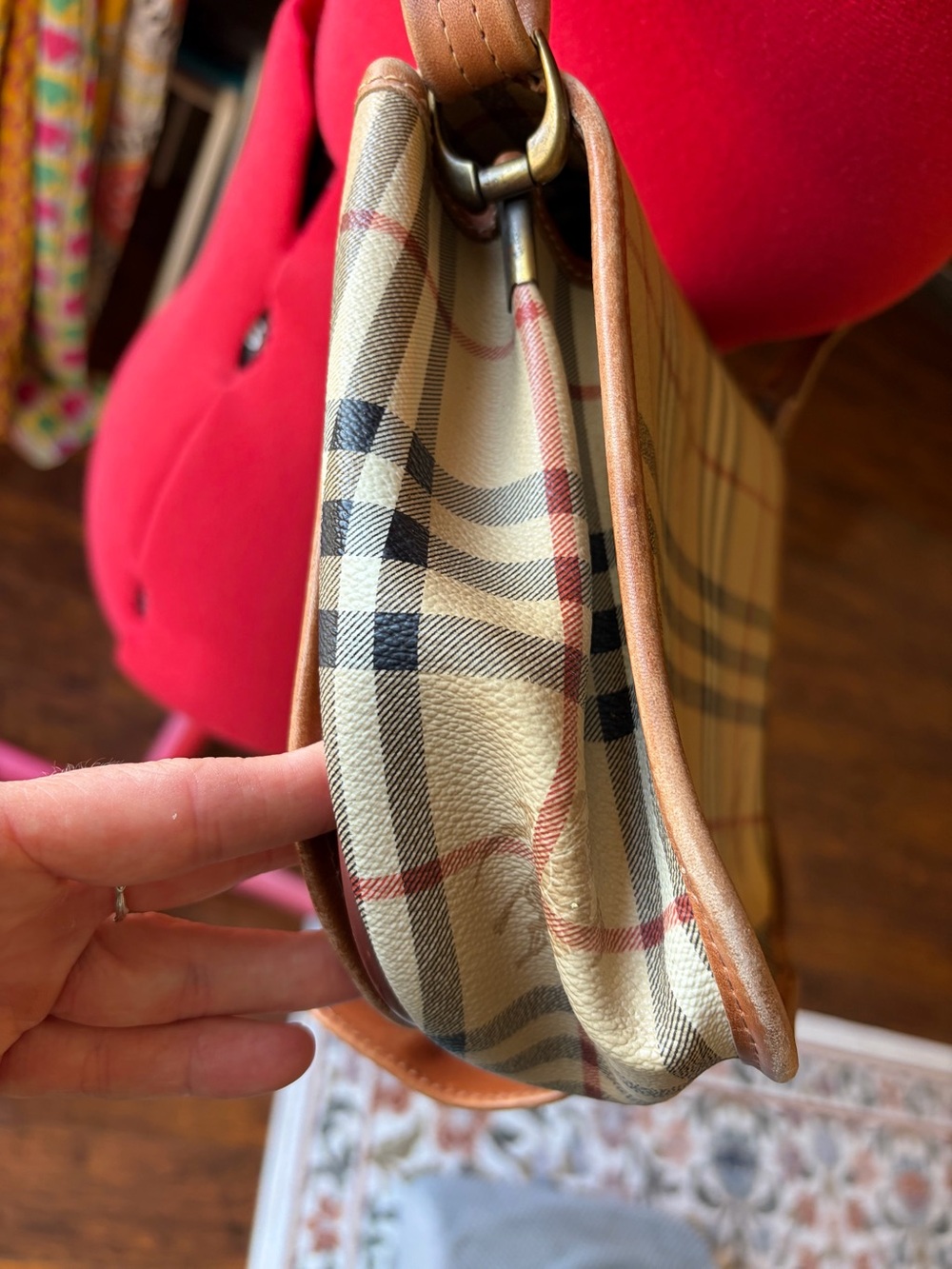 Burberry Vintage Classic Plaid Crossbody with Tan Leather Trim - Picture 5 of 16
